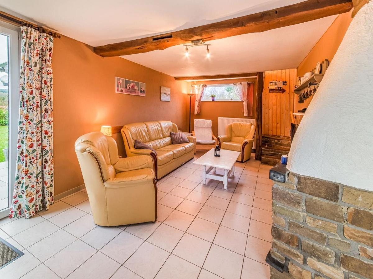 Modern Holiday Home In Lavacherie Sainte-Ode Kültér fotó